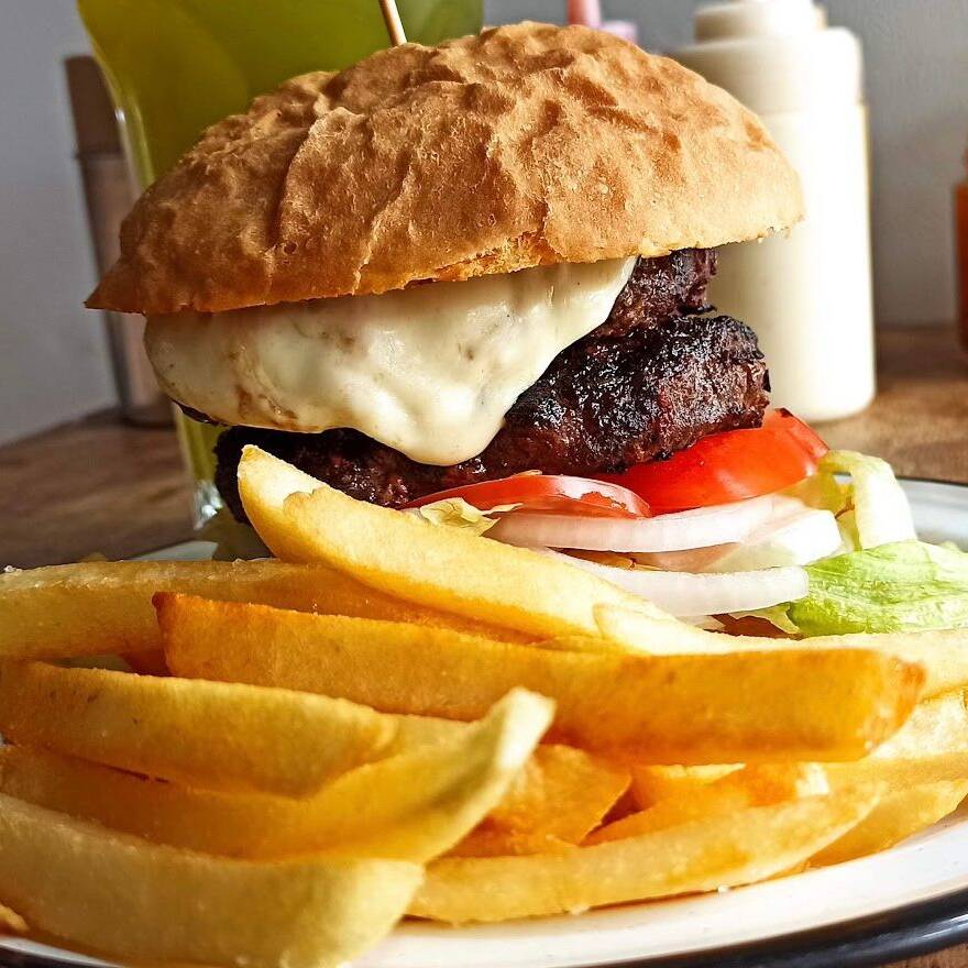 HAMBURGUESA ASADERA CARBON