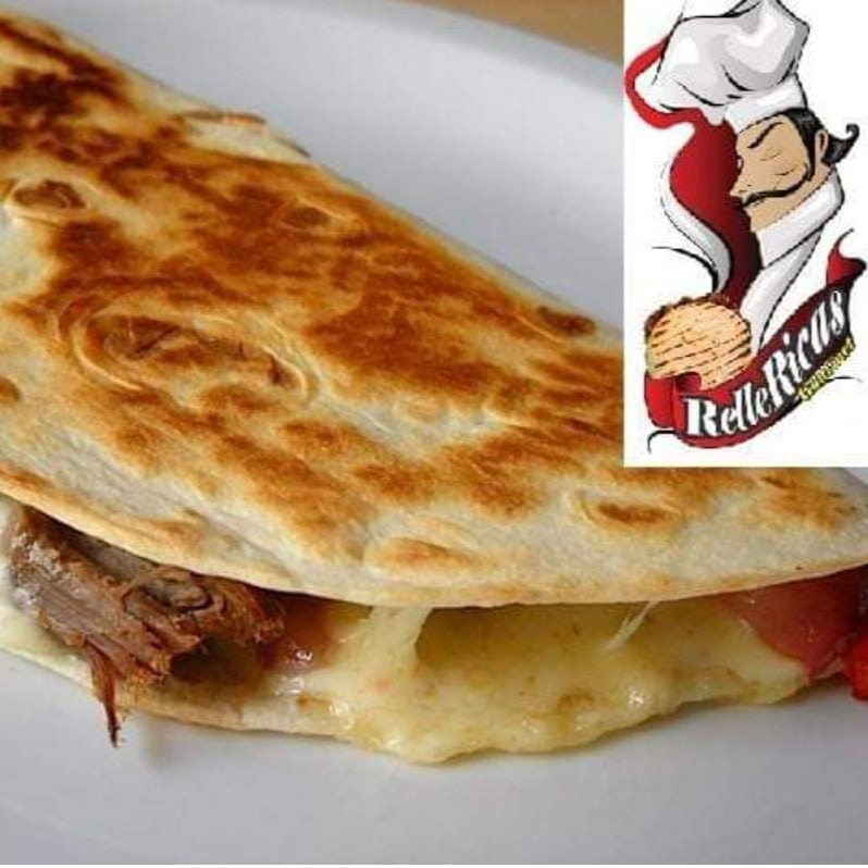QUESADILLA DE CARNE