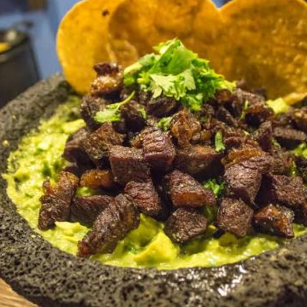 Guacamole con Chicharrón de Ribeye