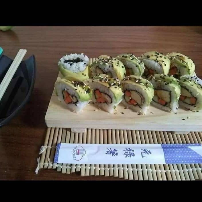Tori Roll (10 Rollitos)