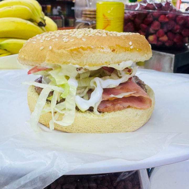 Hamburguesa Hawaiana