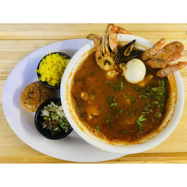 SOPA DE MARISCOS
