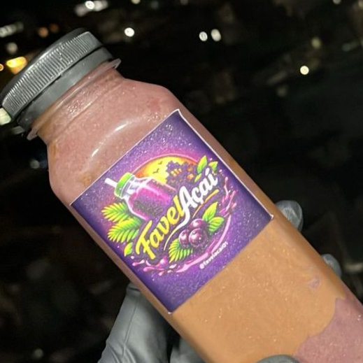 Nosso açaí premium servido com uma camada generosa da autêntica Nutella Ferrero.