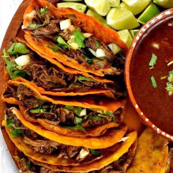 5 Tacos de Birria de Maíz