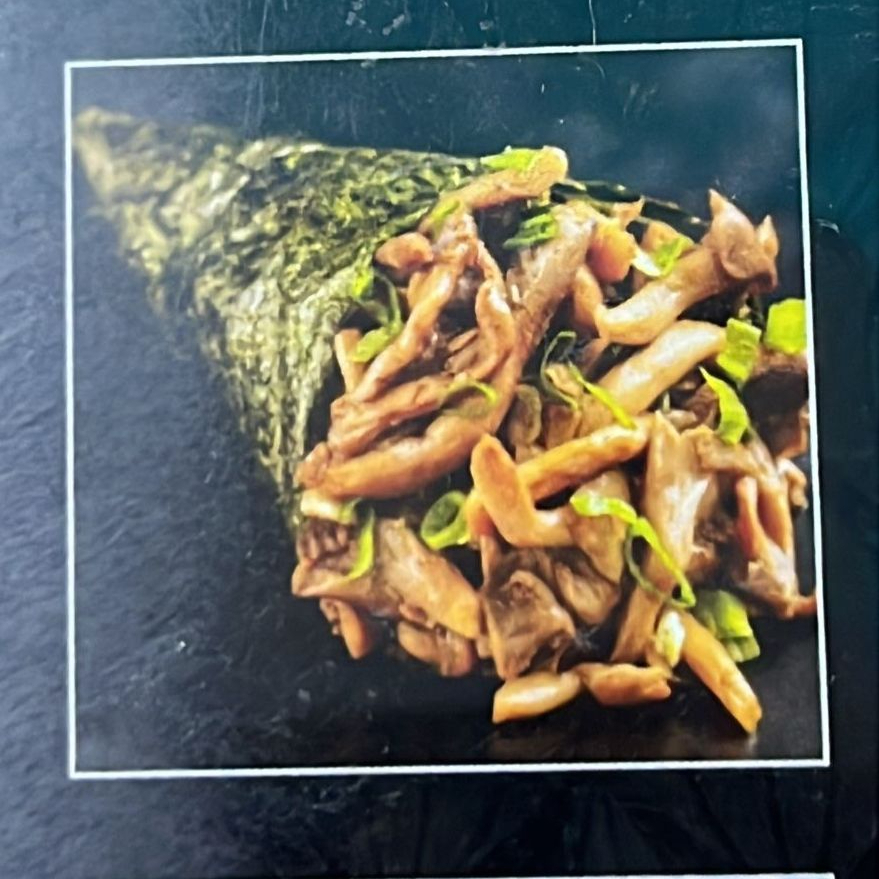 Shimeji , shari, nori, cream cheese e cebolinha