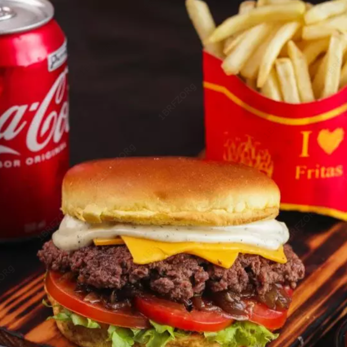 1x Chiquinha cheddar artesanal, + batata frita 150g + um refrigerante lata 350 ml da sua escolha.