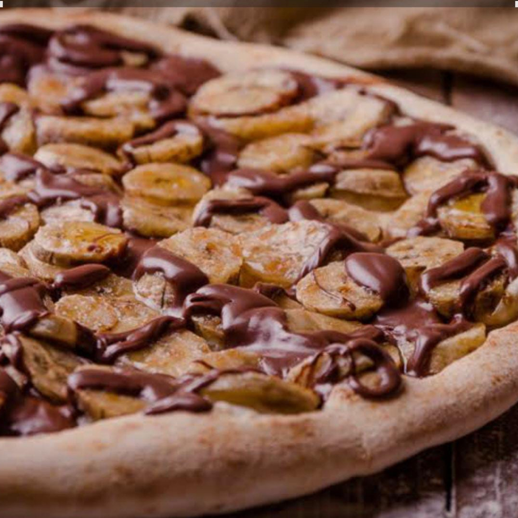 mussarela, banana e chocolate