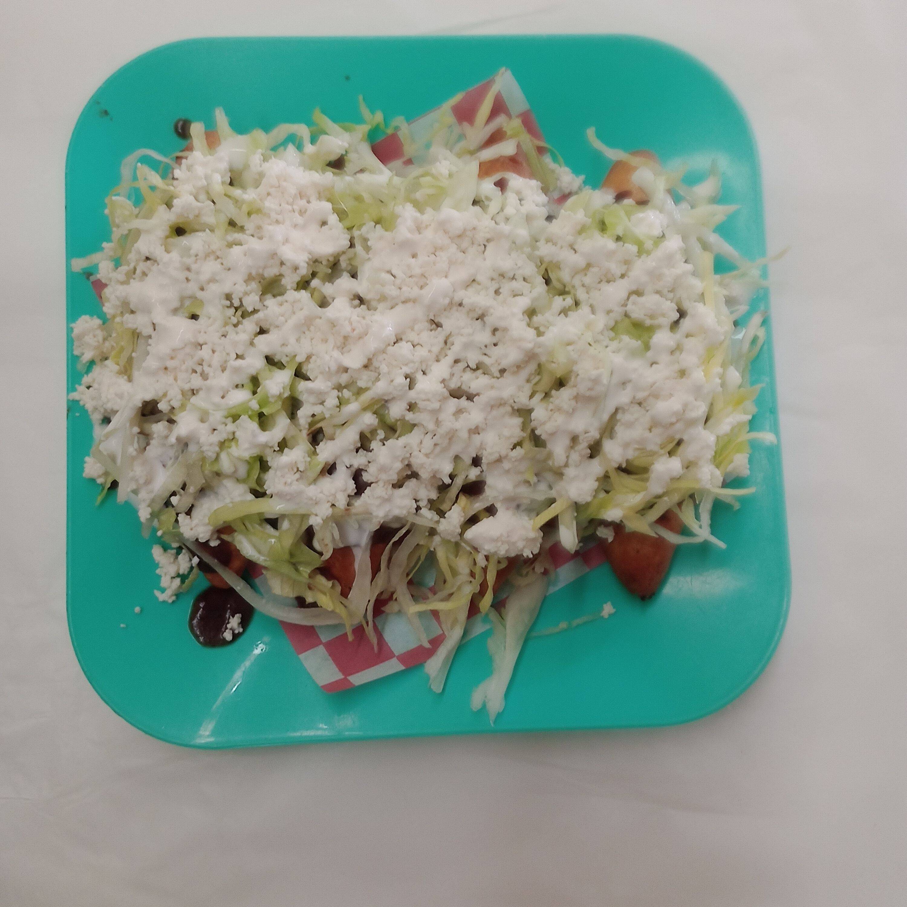 Molotes de papa con chorizo