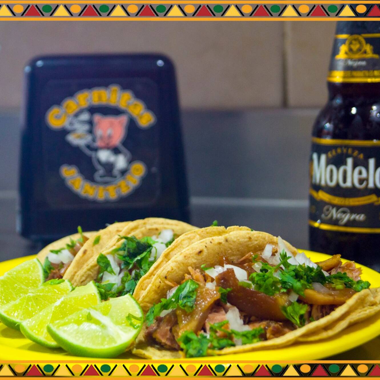 3 Tacos de Surtida + Agua