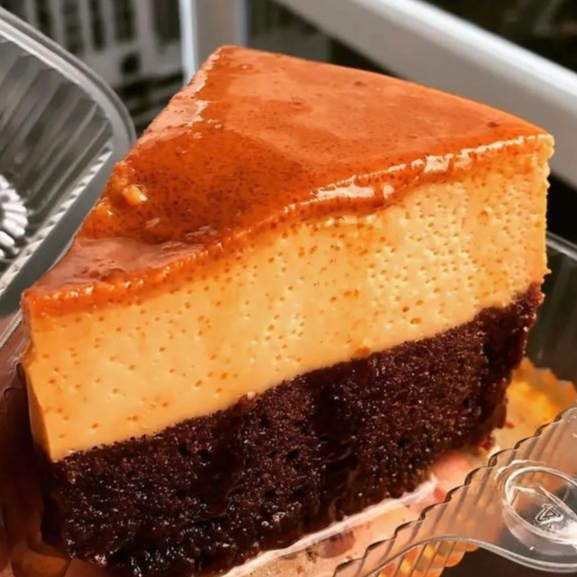 Rebanada de Chocoflan