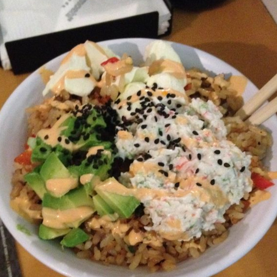 Yakimeshi de Pescado