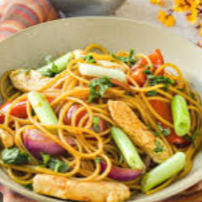 Tallarin Saltado de Pollo Carne