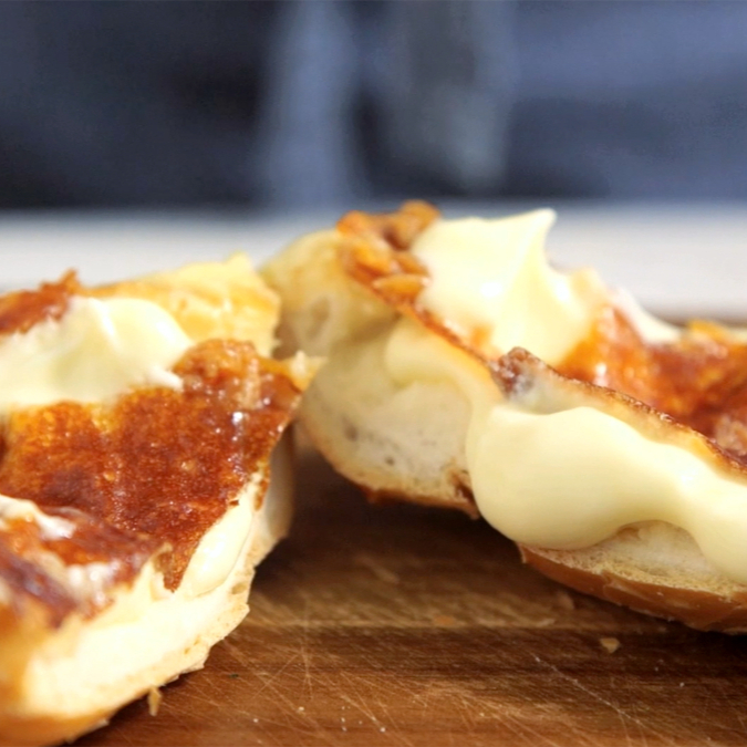 Pão entrada requeijão na chapa