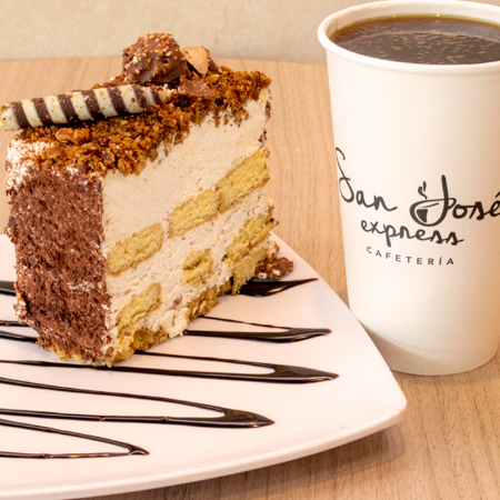 Combo Rebanada de Tiramisú y Café