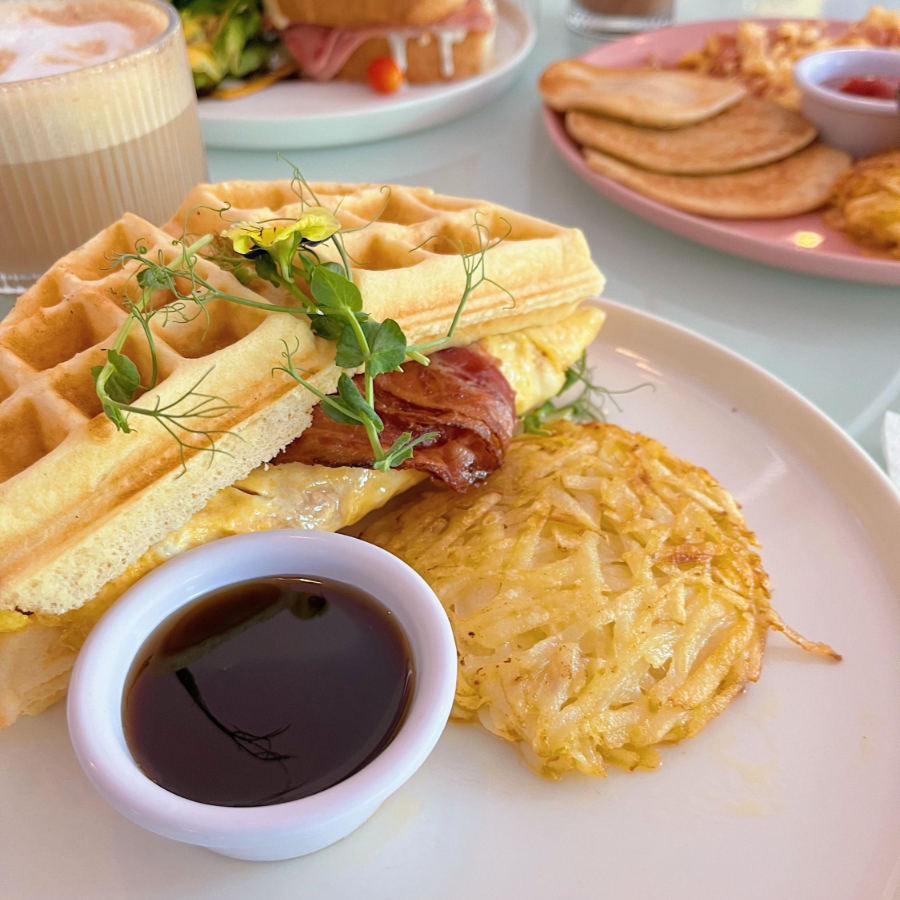 WAFFLE SANDWICH