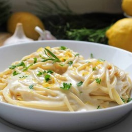 SPAGHETTI FETTUCCINE ALFREDO