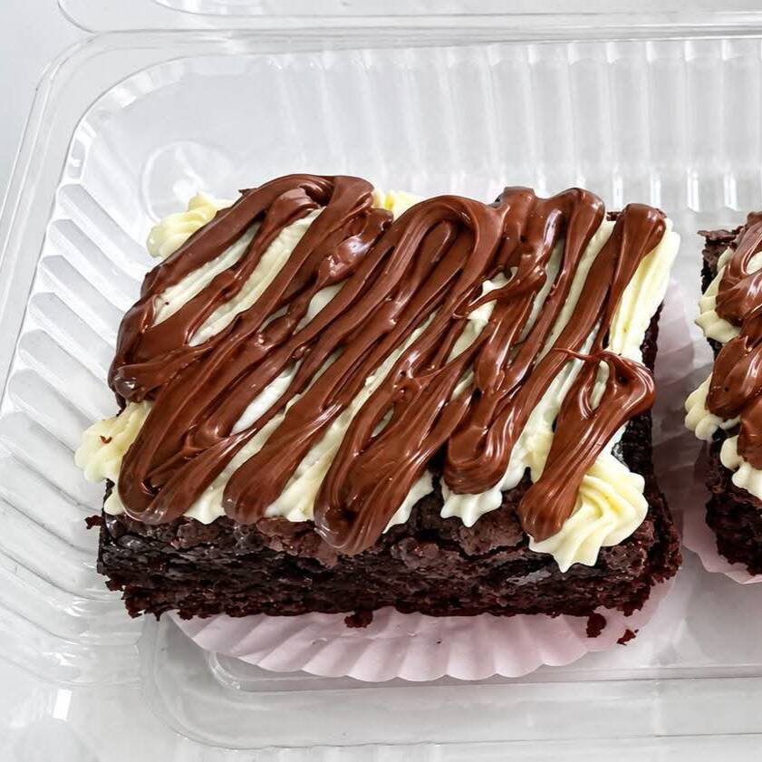 Brownie Chocolate Chispas Frosting Queso Nutella