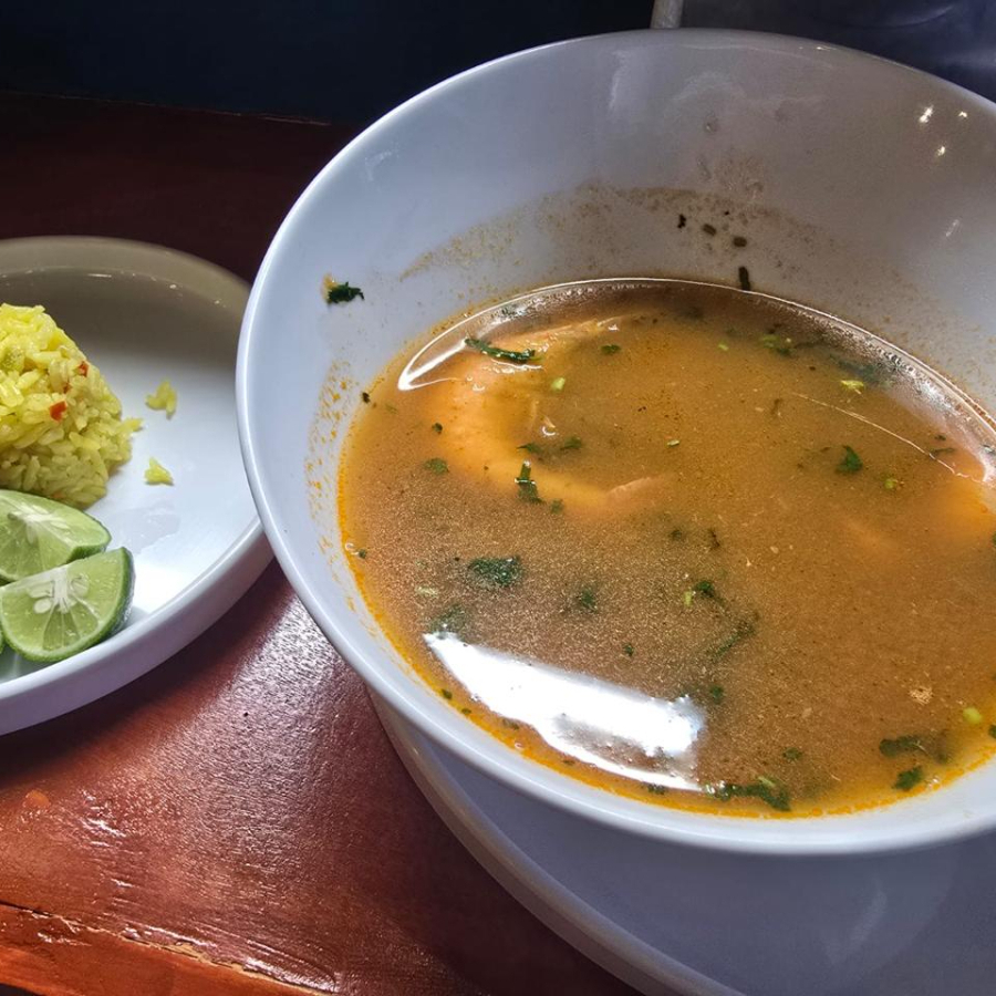 Caldo de Camarón