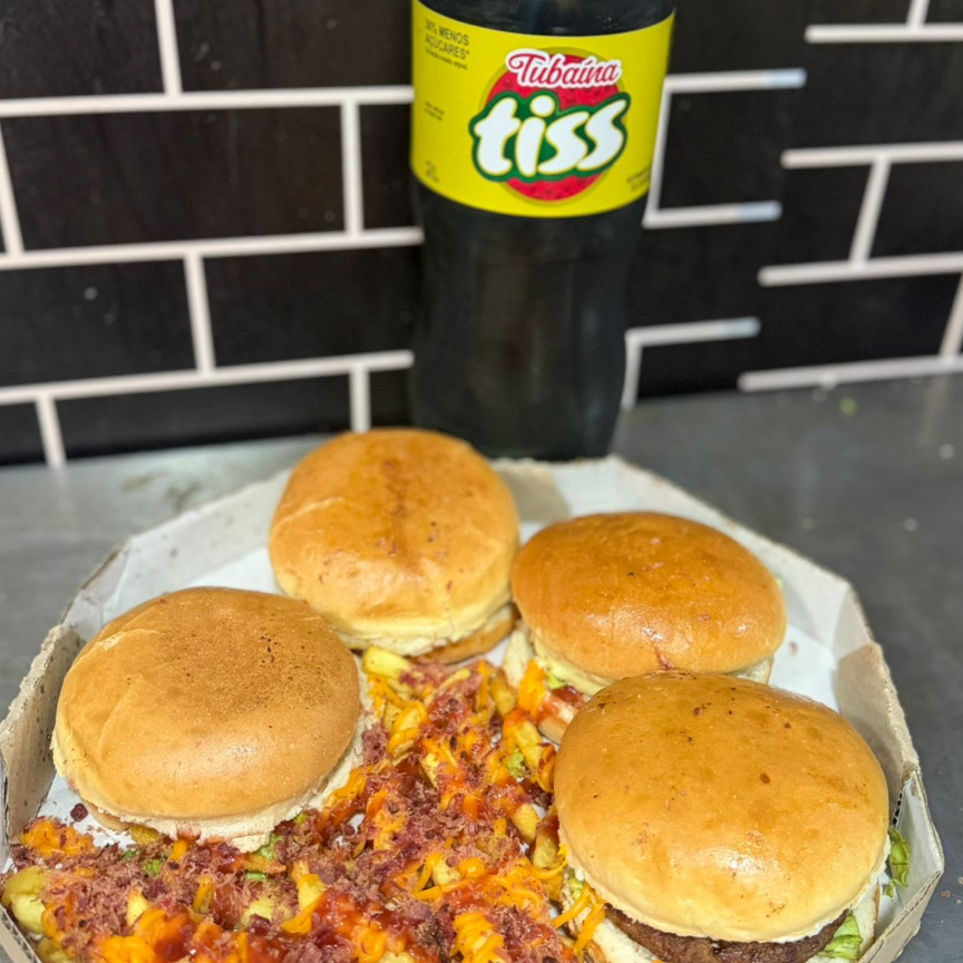 4 lanches batata chedar e bacon + Refrigerante