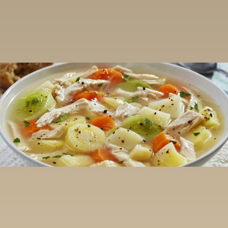 Caldo de Pollo