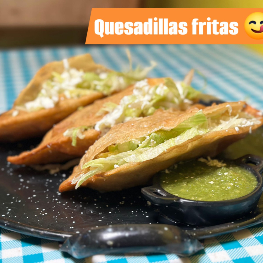 Quesadilla Frita con Guiso