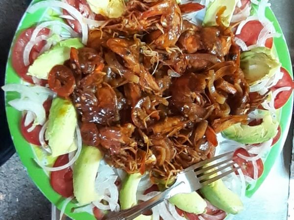 Camarones a la Diabla