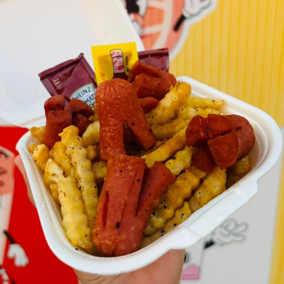 Salchipapas