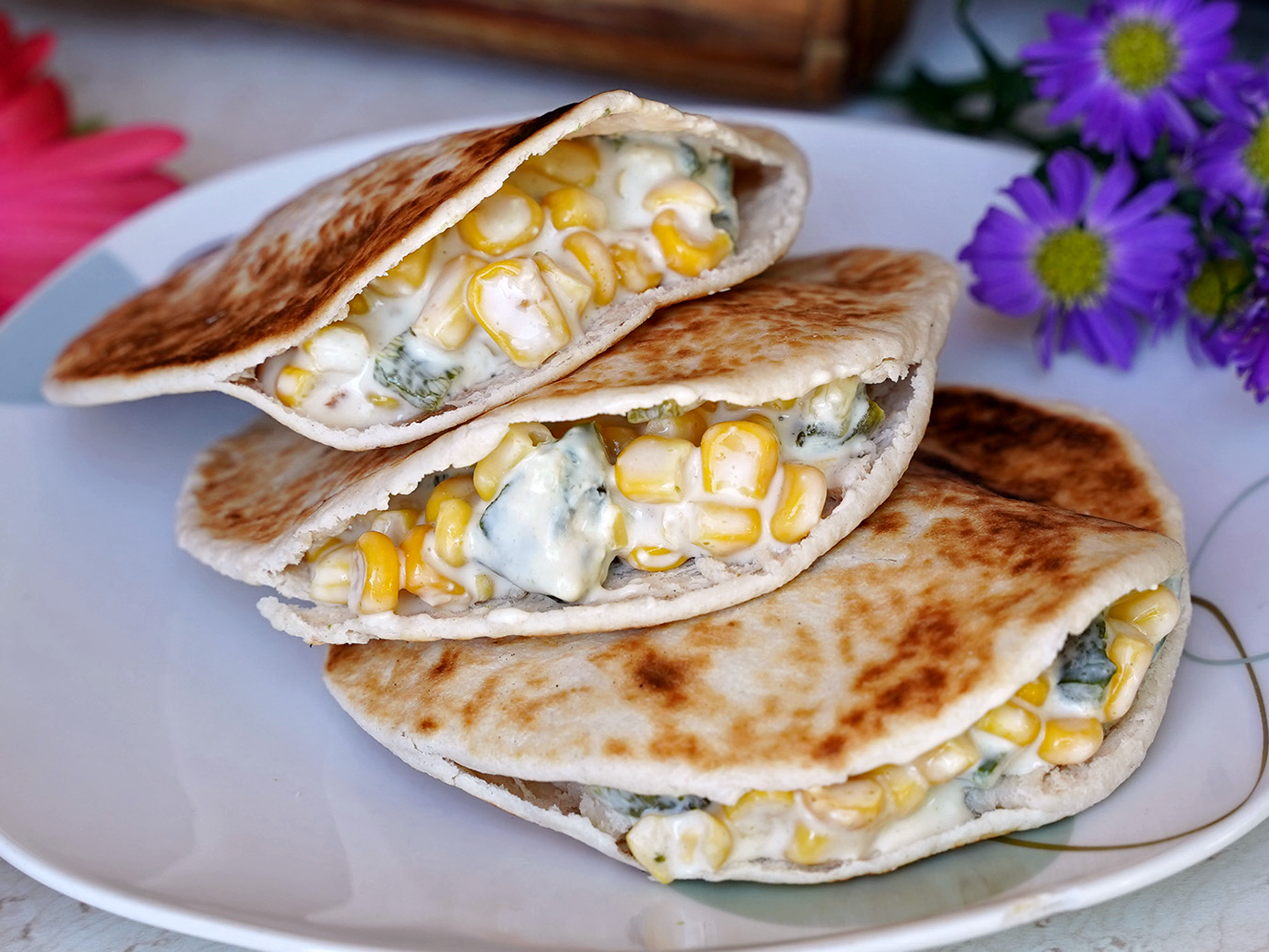 Rajas con Elote y Crema