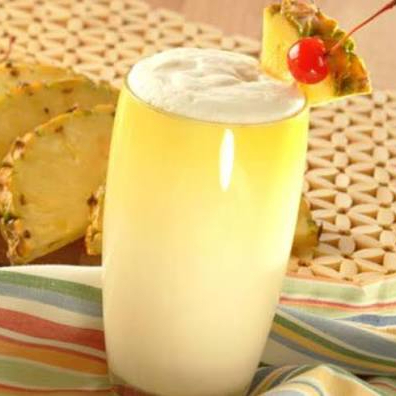 AGUA DE PIÑA COLADA