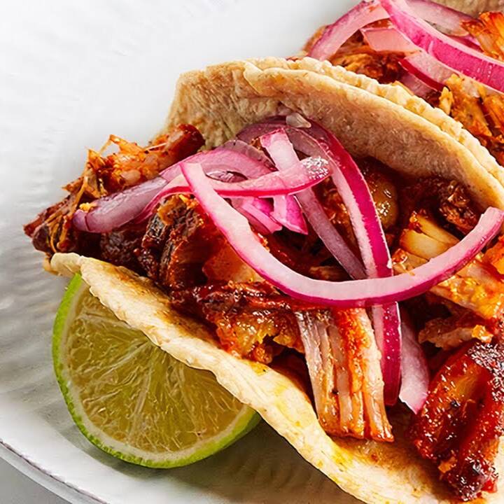 Tacos de Cochinita más Agua