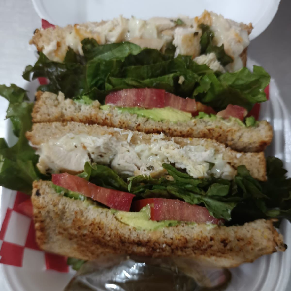 Sandwich de Pollo a la Plancha