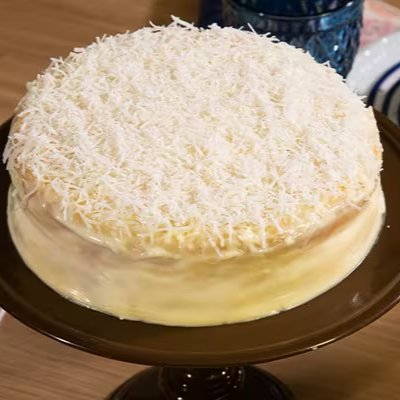 Um bolo maravilhoso com recheio de abacaxi e o delicioso creme especial da Vó Sônia. Uma receita exclusiva da Casa de Bolos! Ideal para reunir a família e os amigos!
Peso aproximado do bolo: 890 gramas
Rende aproximadamente 15 fatias de 59,3 gramas
Alérgicos: Contém Glúten e Lactose. Contém leite e derivados, derivados do trigo e ovo.
Para informações de ingredientes e tabela nutricional consulte o site.