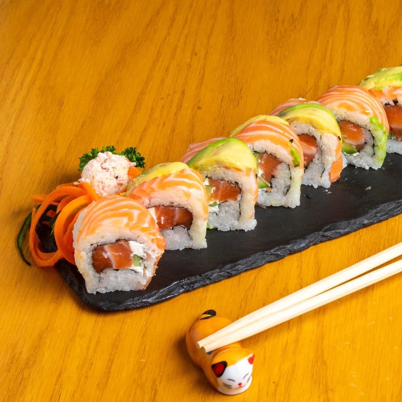 Salmón Roll