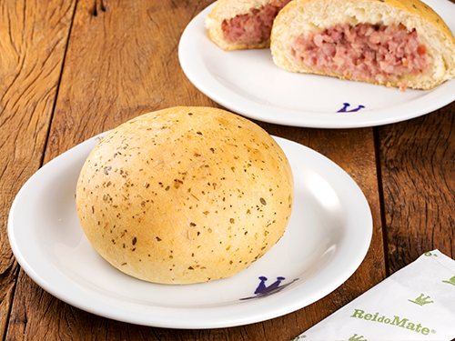 O tradicional pão fofinho feito com batata. Escolha o sabor.