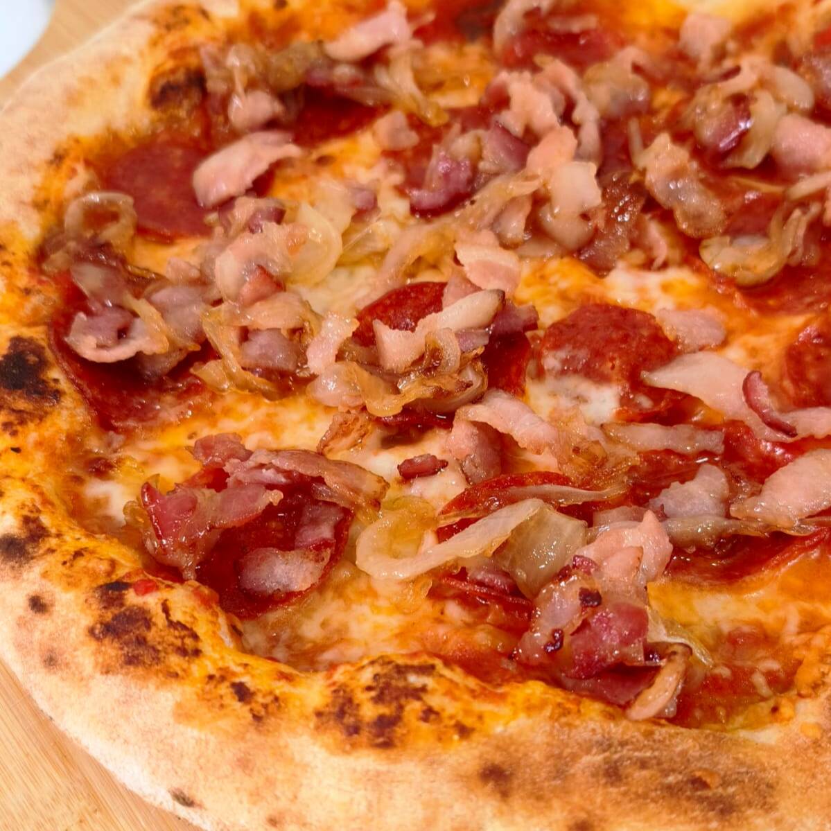 Pepperoni Y Tocino