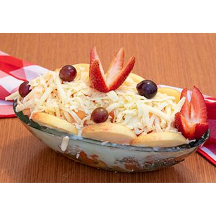 Ensalada de Frutas + Banana Split + Bebida