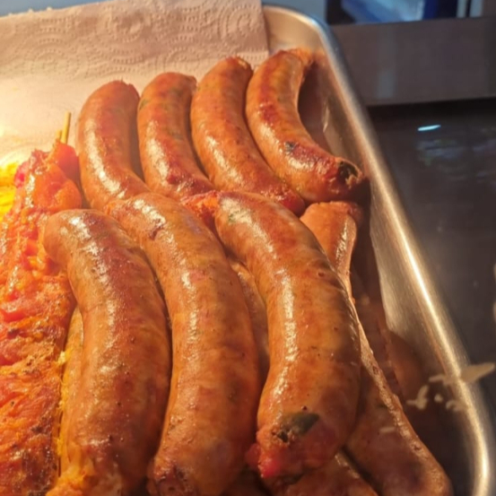 Chorizo de cerdo+ Papas francesaas