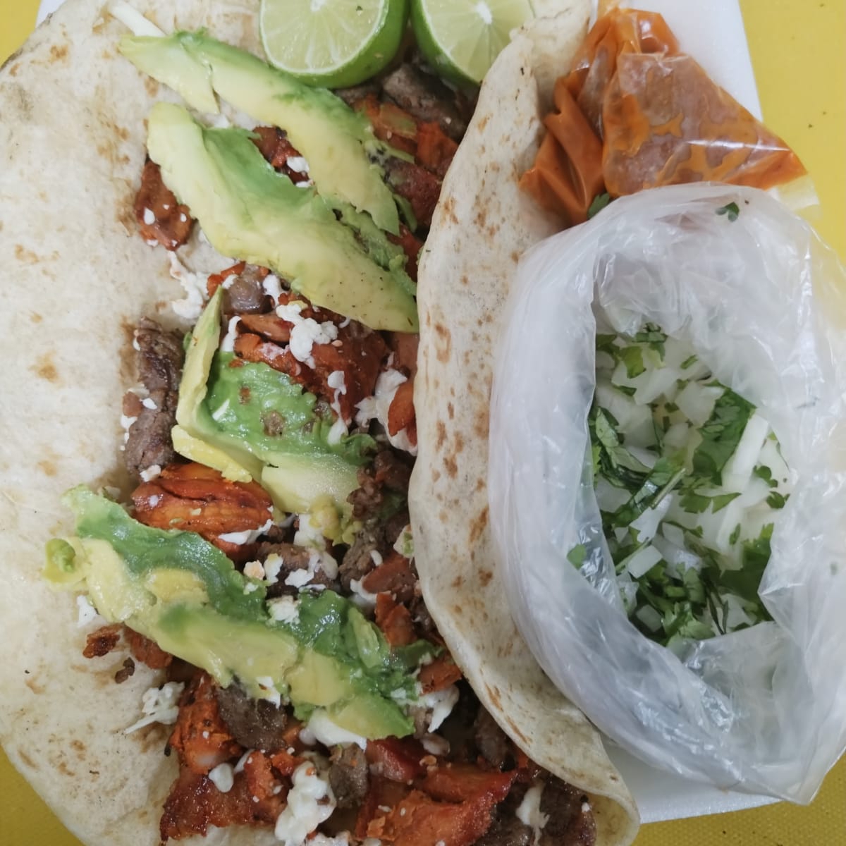 Gringa Combinada ( Pastor y Bistec) 1 pza