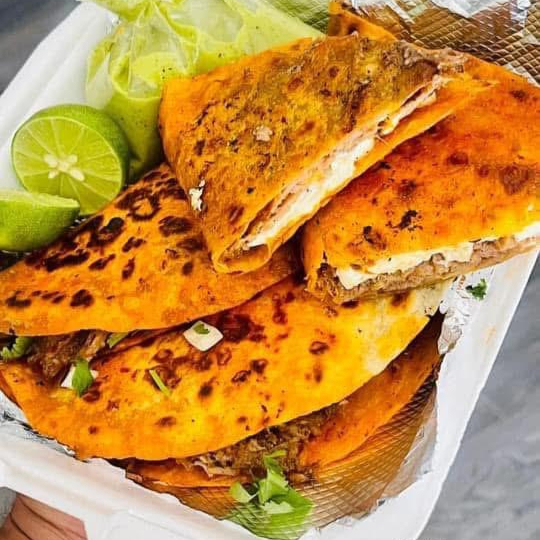 Quesabirria Harina Jumbo