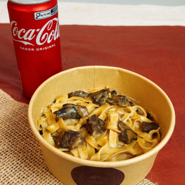 1 Tagliatelle Tradicional (qualquer sabor) + 1 Refrigerante lata 310ml + Finalização da Casa (parmesão + farofa) com desconto especial!