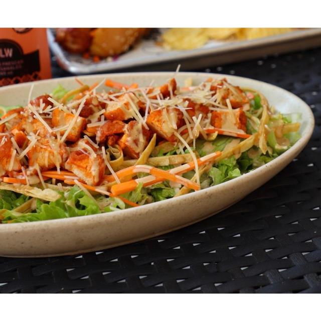 Ensalada Crispy, estilo HOT HUND