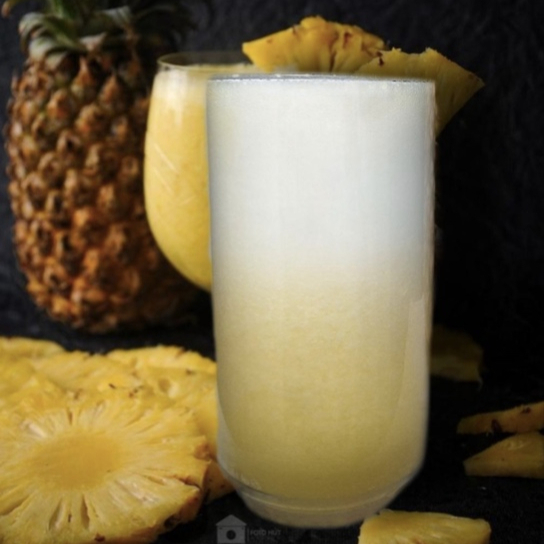 Agua de piña