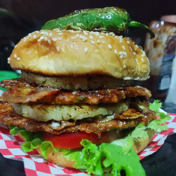 Hamburguesa Hawaiana