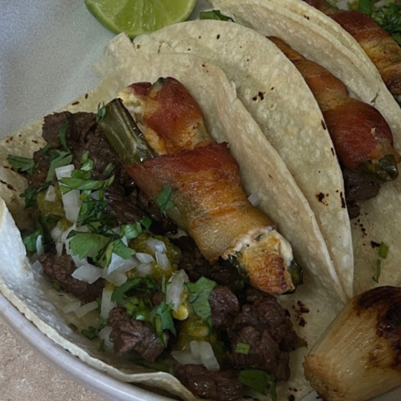Taco Popper con Carne Asada