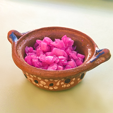 Cebolla Morada ( No Pica) 2 Oz.