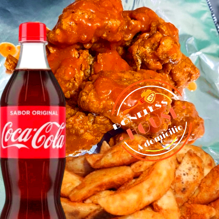Boneless Buffalo,Papas Sazonadas y Coca Cola 600ml