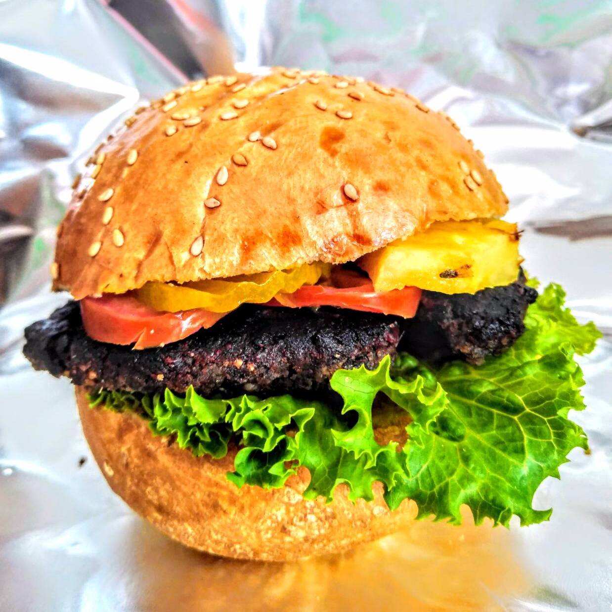 Hamburguesa Hawaina Vegana