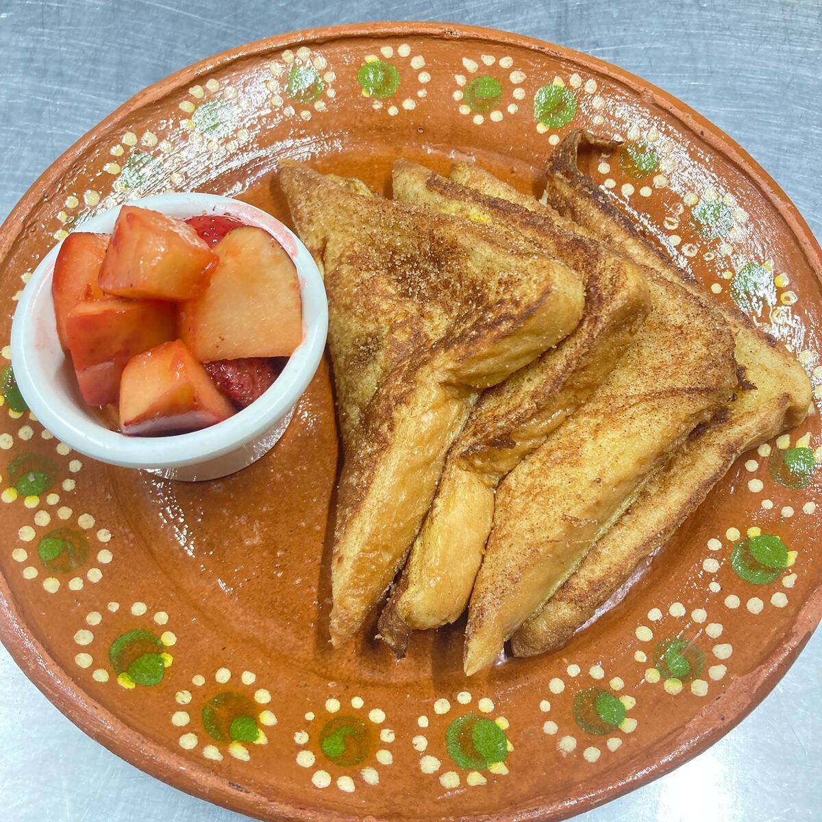 ORDEN. DE PAN FRANCES CON COMPOTA DE FRUTAS