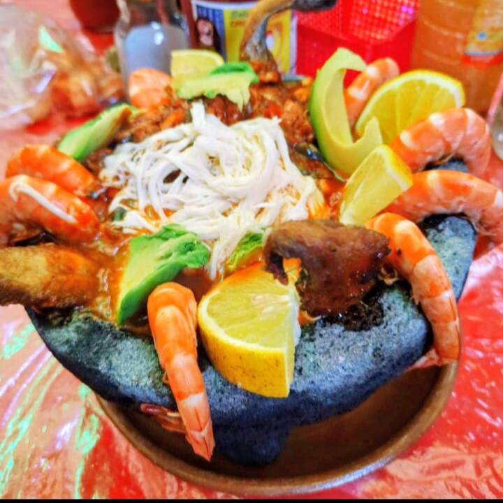 MOLCAJETE DE MARISCOS