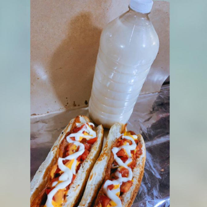 Combo Doble Hot Dog + Agua
